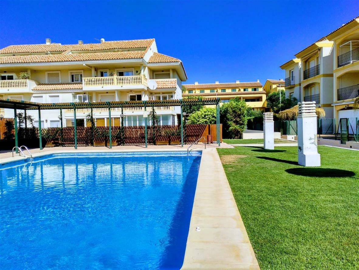 Holiday Home Mi Nietas ฮาเวอา ภายนอก รูปภาพ